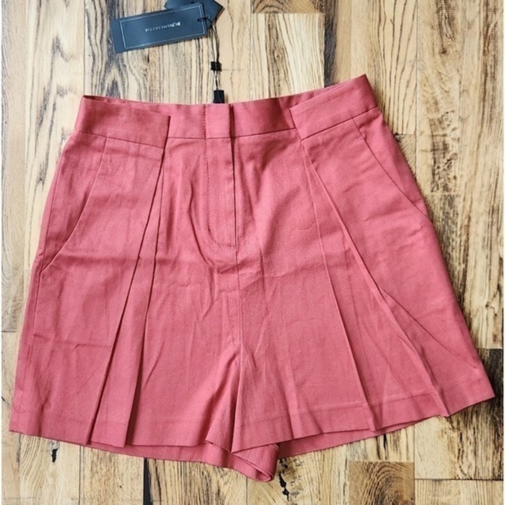 NWT - BCBGMaxAzria Women’s Pleated High Waisted Shorts (Burnt Orange Color, XS) - Picture 1 of 5